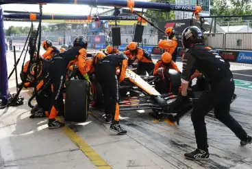 McLaren: Neue Boxenstopp-Hardware kommt erst 2026