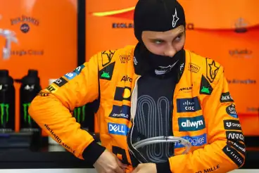 Fans see "villain arc" as Oscar Piastri appears to mute team radio after Singapore GP