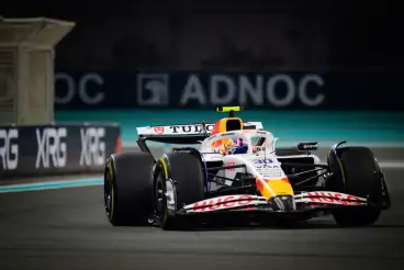 F1 fans deliver verdict as Racing Bulls reveal 2026 team kit and race suits