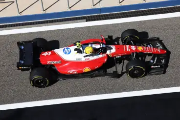 Ferrari causes shock in F1 testing with rear wing which flips 180 degrees