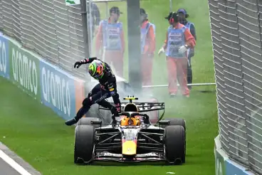 Isack Hadjar calls on Red Bull to do better: ‘I would’ve taken the lead easily but had no battery’