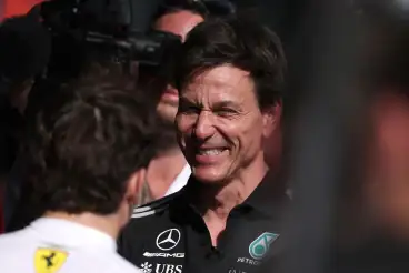 Toto Wolff goes viral after hilarious Australian Grand Prix paddock mishap