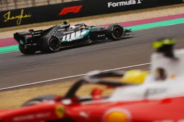 A "party mode" in Mercedes F1 engine? Lando Norris rebuffs Lewis Hamilton's theory