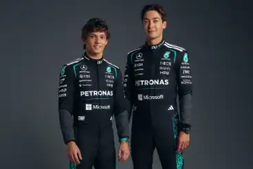 George Russell praises Kimi Antonelli’s “perfect start” as Mercedes title battle heats up