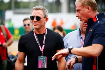 Martin Brundle recalls risky Daniel Craig moment on iconic Formula 1 grid walk