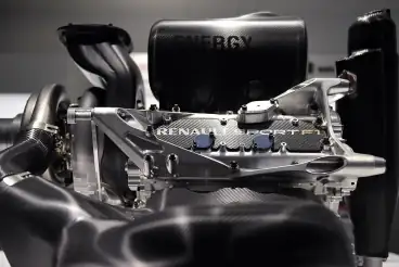 FIA agrees with F1: "We cannot be hostage to automotive companies"