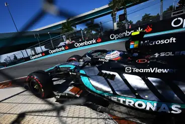 F1 Miami GP: Kimi Antonelli sees off Max Verstappen for emphatic third straight pole