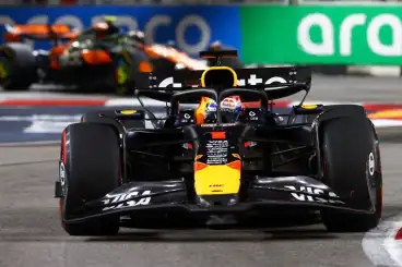 Het idee van Max Verstappen achter zijn keuze voor softs in Singapore