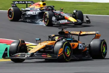 The other 'incredible' McLaren F1 trait that's caught Verstappen's eye