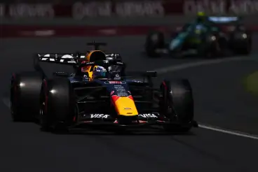 Verstappen crash causes early red flag in first F1 2026 qualifying