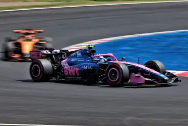 McLaren boss issues warning amid Mercedes-Alpine link