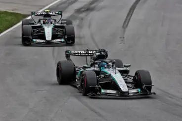 Russell retires from lead of F1's Canadian GP
