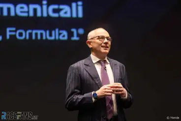 “Overtaking is overtaking”: Domenicali denies F1’s yo-yo racing is “artificial”