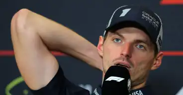 Verstappen verliest vertrouwen in vijfde titel: ‘Dan had ik moeten winnen’