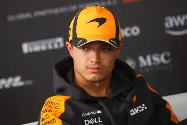 Norris zet nog vraagtekens bij titelprolongatie: ‘Moeten auto behoorlijk verbeteren’