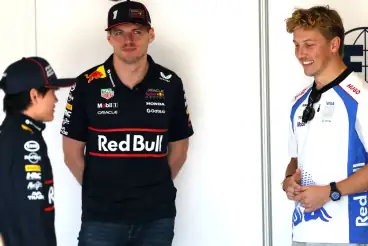 Doornbos äußerst kritisch gegenüber Red-Bull-Fahrer: 'Schlechteste Leistung aller Zeiten