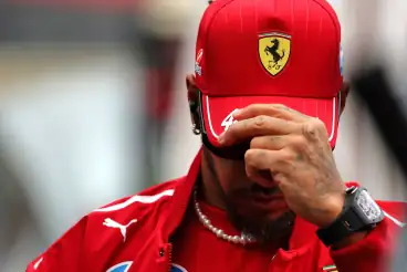 Die Rennkommissare geben das Urteil über die Untersuchung von Hamilton beim Singapur GP bekannt