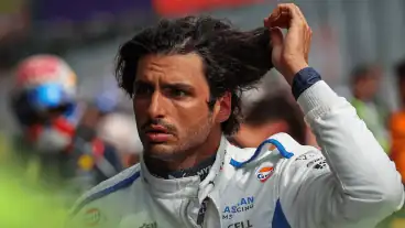 Carlos Sainz demands penalty in untelevised team radio after fia confirm further punishment