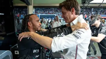 Lewis Hamilton F1 ‘greats’ trademark spotted by Wolff amid Ferrari turmoil