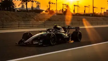 Bahrain Day 3: Mercedes one-two as Lewis Hamilton triggers late red flag