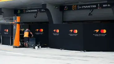 Andrea Stella explains rare McLaren double-DNS in Chinese GP
