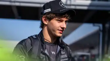 Kimi Antonelli surprised by George Russell gap after tricky Suzuka qualifying