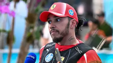 Lewis Hamilton eyes Miami rain chance after Ferrari qualifying progress