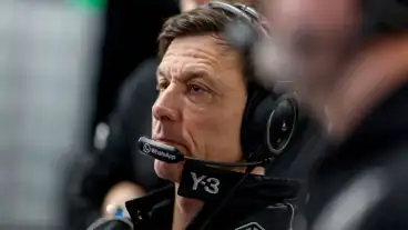 Toto Wolff warns F1 must not abandon electrification amid V8 talks