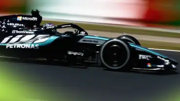 Canadian Grand Prix: George Russell snatches Sprint pole as Fernando Alonso crashes