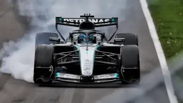 Canadian Grand Prix: Kimi Antonelli wins; Russell DNF disaster, McLaren misery