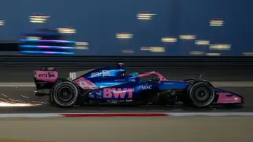 Who is driving on Thursday in Bahrain test?