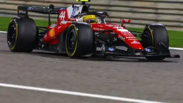 Antonelli fastest as Hamilton endures disrupted final testing day