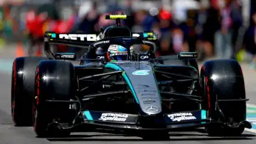 Antonelli tops Russell in chaotic Canadian GP practice