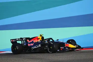 "It's diversion tactics," says Verstappen of Wolff's claim