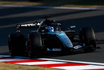 Mercedes 'wing issue' down to reliability