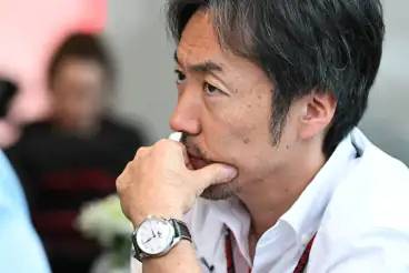 Komatsu blasts BS media