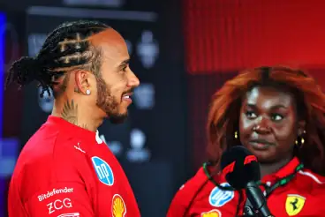 Lewis Hamilton TV interviewer spots intriguing “body language” change