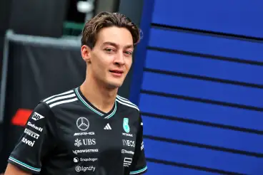George Russell at “ease” over Mercedes F1 future despite “no contract on the table”