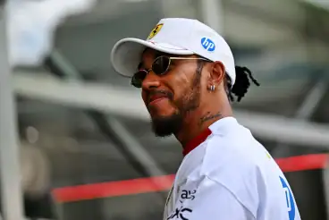 Lewis Hamilton’s “cool vegan persona” blamed for F1 downfall
