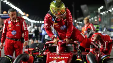 Penalised Lewis Hamilton explains costly brake failure at F1 Singapore Grand Prix
