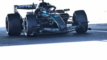 Kimi Antonelli scores historic F1 Japanese GP win after safety car boost