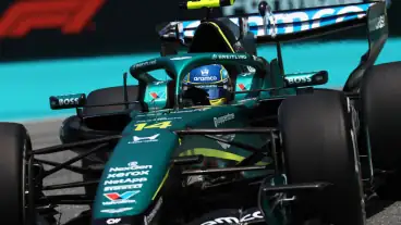 Aston Martin must "protect" drivers as it braces to "hang on" without F1 updates