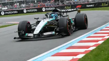 George Russell ends Kimi Antonelli’s pole streak at F1 Canadian GP