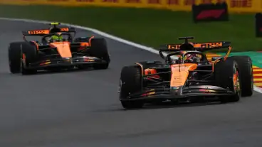 Piastri halts Norris momentum in F1's knife-edge title fight