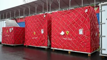 F1 uses charter planes to beat travel chaos and keep Australian Grand Prix on