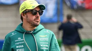 Fernando Alonso: Aston Martin losing out in F1's 'battery world championship'