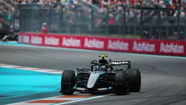 Miami Grand Prix: Title leader Kimi Antonelli takes third consecutive pole ahead of Max Verstappen