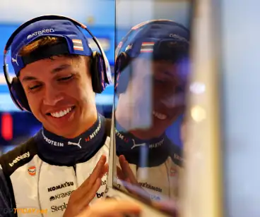 Albon adviseert Hadjar: zo overleeft hij naast Verstappen bij Red Bull