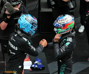 Wolff moet knopen doorhakken nu Russell en Antonelli wiel-aan-wiel racen