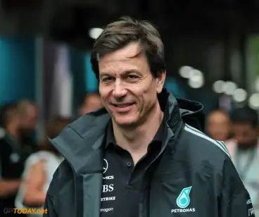 Oud-teambaas compleet verbaasd door Wolff na Mercedes-clash